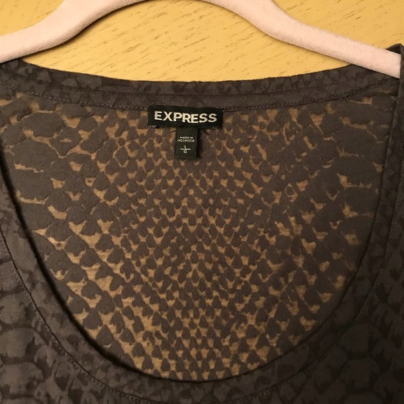 Top - Picture 3 of 5